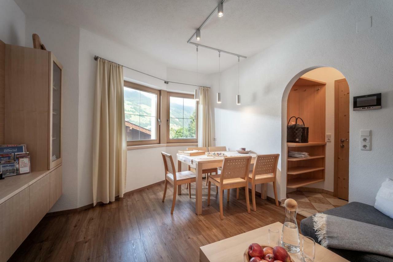 Monis Apartment Ramsau im Zillertal Esterno foto